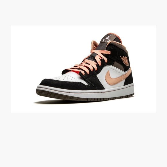 NWT Women’s Air Jordan 1 Mid SE Sneaker, size 8, white/apricot/agate-black. - Picture 8 of 11